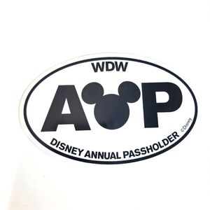 WDW Disney World Black & White Oval Annual Passholder Magnet Mickey AP